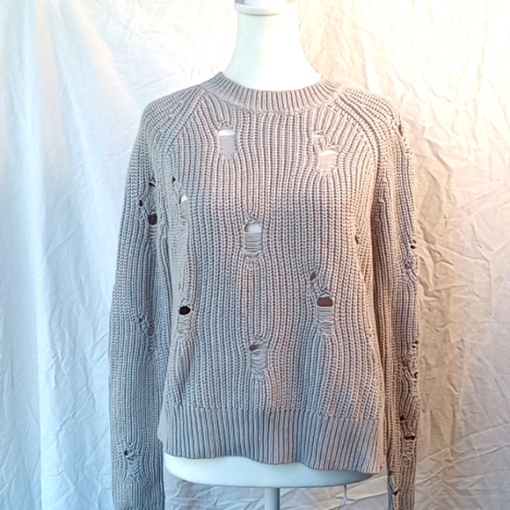 ILLA ILLA Distressed Sweater Size S Gray
